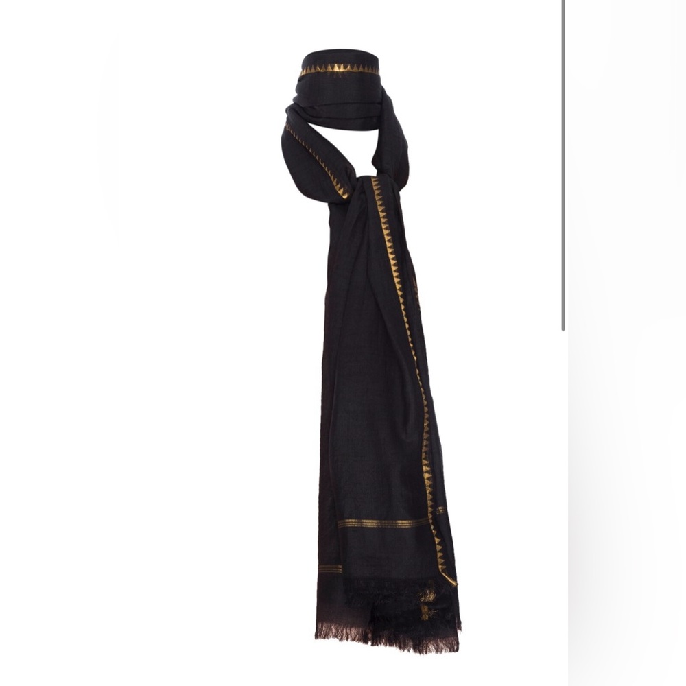 Beautiful cotton silk scarf.